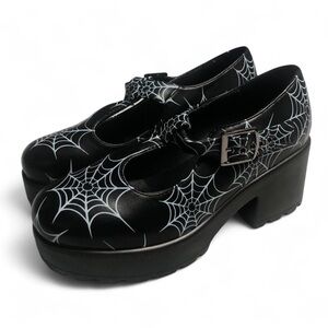 Koi Footwear Grave Nexus Platforms